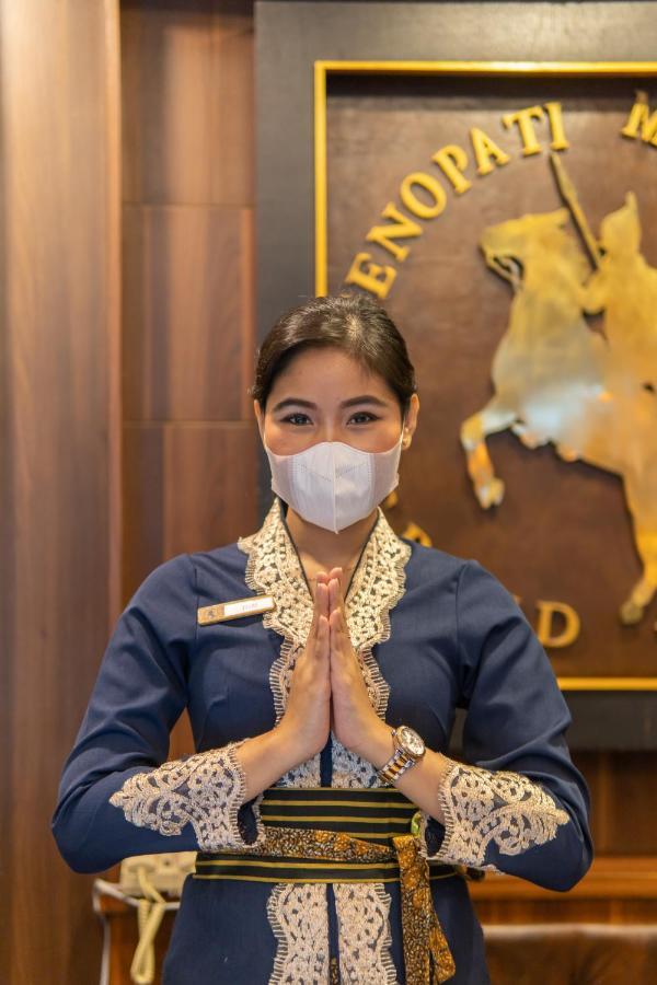 D'Senopati Malioboro Grand Hotel Yogyakarta Luaran gambar