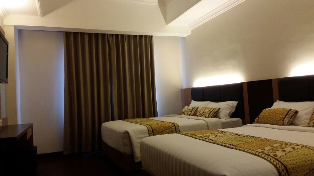 D'Senopati Malioboro Grand Hotel Yogyakarta Luaran gambar