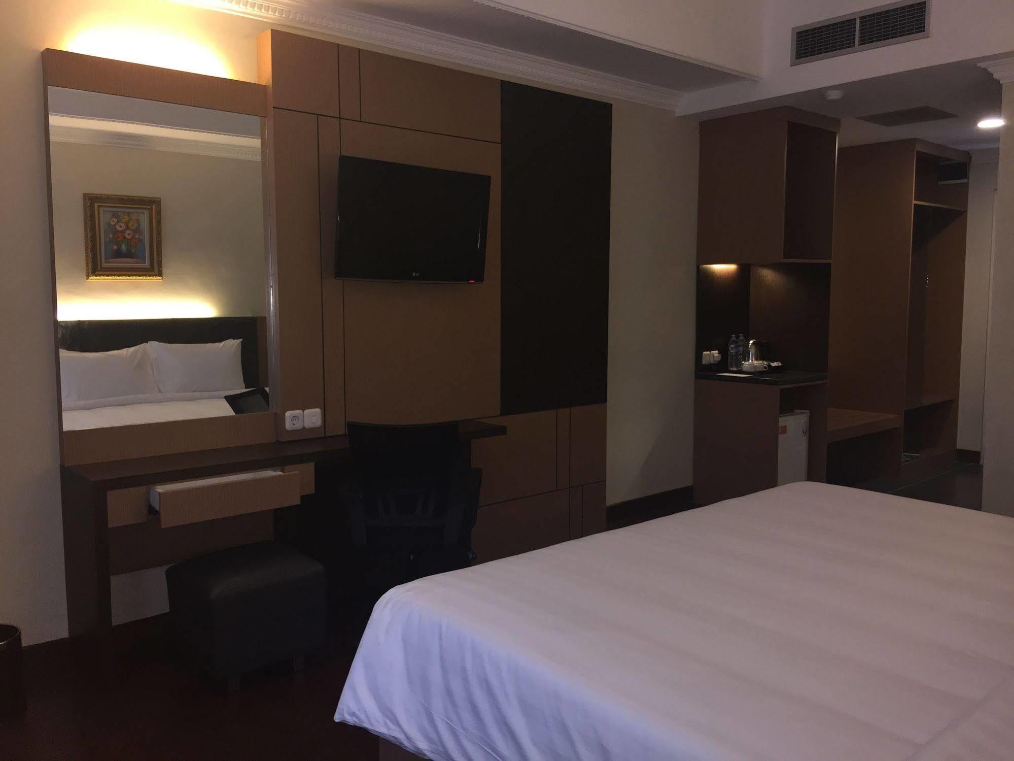 D'Senopati Malioboro Grand Hotel Yogyakarta Luaran gambar